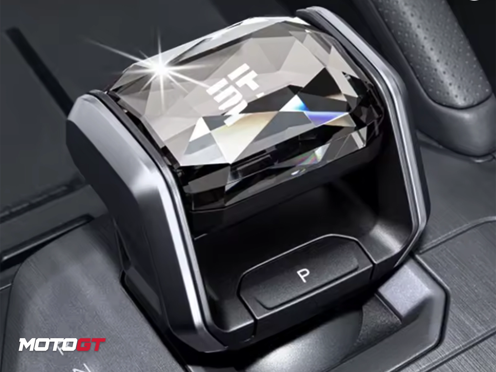 غطاء كريستالي لمقبض ناقل الحركة JETOUR T1 — 3